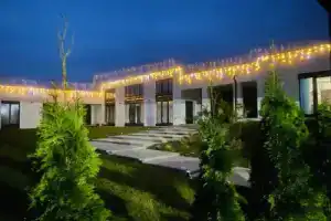 Вилла Лотос, Смольница