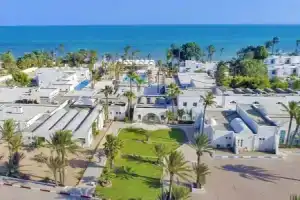 Отель «Hari Club Beach», Агир