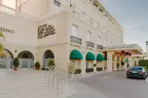 The Arkin Colony Hotel, Кирения