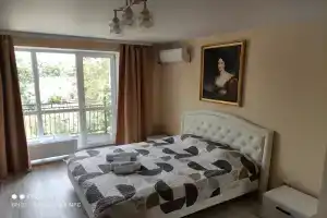 Апартаменты на Льва Толстого 58, Керчь