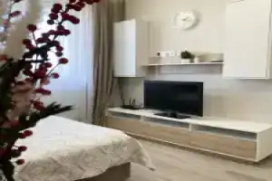 Квартира Студия на Бабушкина 1, рядом с остановкой общественного транспорта., Улан-Удэ