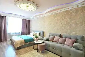 Квартира 2 комнатная в центре рядом с театром Камала