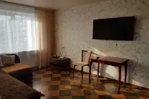 Апартаменты на Приполярной, 10А, Усинск