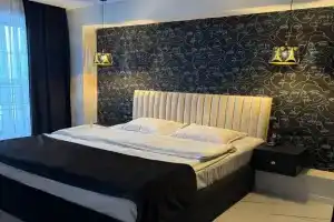 Отель Luxe Plaza, Ереван