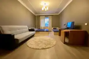 Квартира с Балконом Калининец 2, Калининец