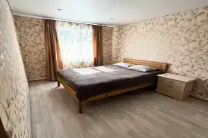 Частный Дом 41 Бахыт, Зеленая Поляна