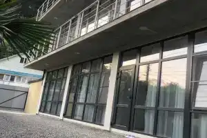 Гостиница «Соло», Солоники