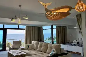 Апартаменты Море с панорамным видом на море, Алушта