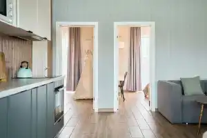 Частный дом Уютный дом с баней, чаном и барбекю у реки — для комфортного отдыха