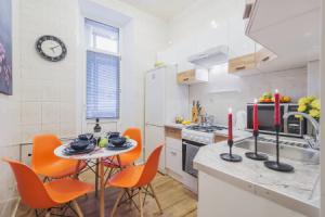 Квартира GM Apartments Уютная двушка рядом с Кремлем и Арбатом, Москва