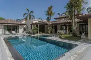 Вилла Luxury 3br 5 private pool gym jacuzzi, Пхукет Таун