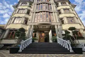 Hotel «Sharq», Душанбе