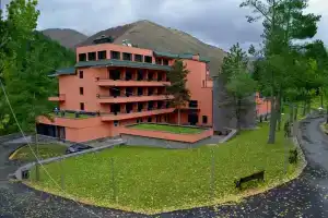 Nairi Spa Resorts, Анкаван