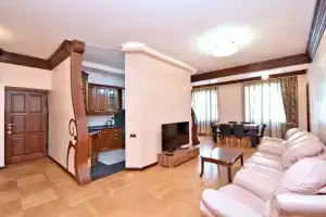 Квартира 3-к в новостройке, Северный проспект, HH335