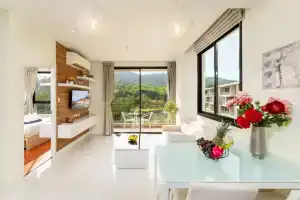 Апартаменты Suite Vinto 2 br Rawai Lago by TropicLook Naiharn, Най Харн