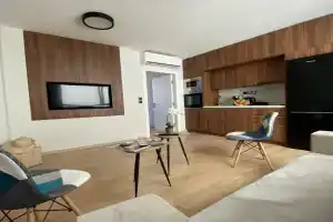 Апарт-отель Filopappou Hill Suites, Пирей