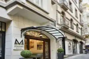 Mirrors Hotel, Стамбул
