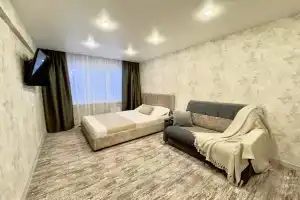Квартира Просторная, теплая квартира в центре, рядом Воркутауголь