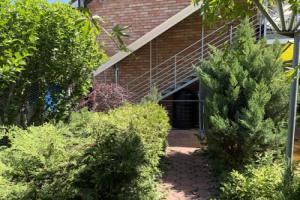 Меблированные Комнаты Южный Бриз, Ейск