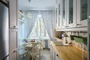 Квартира просторная семейная с парковочным местом в центре