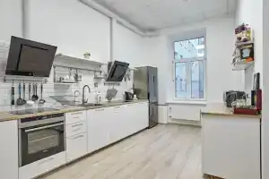 Меблированные комнаты на Неглинной, Москва