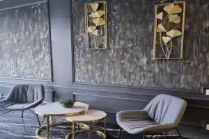 Days Inn Hotel, Ереван