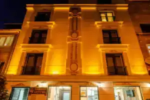 The Camelot Hotel, Стамбул