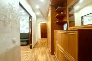 Апартаменты возле ЮУрГУ, Челябинск