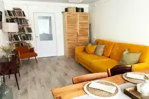 Двухкомнатная  Апартаменты Ретро-Квартира, Семикаракорск
