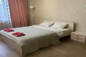 Квартира на Полевой 10, Академгородок
