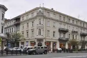 Отель Rooftop Apartments at Rustaveli Avenue, Тбилиси