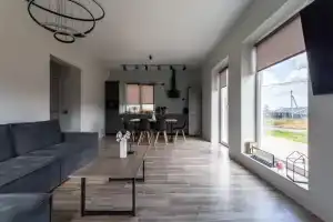 Частный дом Eliza Home с джакузи в Сосновских Горках