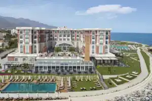 Kaya Palazzo Resort & Casino Girne, Кирения