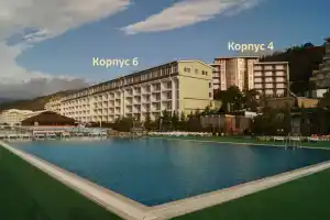 Гостиница «Да Васко», Семидворье