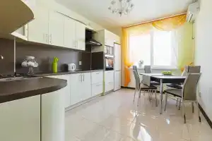 Апартаменты на Соборном 90 с видом на центр с 18 этажа, Ростов-на-Дону