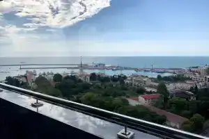 Квартира Шикарный Вид на Море и Морпорт, Сочи