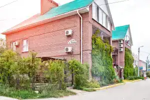 Гостевой дом «Прохлада Бриз», Коктебель