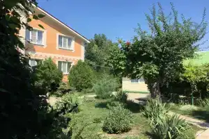 База отдыха «Мартынова», Труд