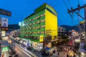 Отель Saba Suites Patong Phuket, Патонг