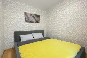 Апартаменты 3-к. квартира, 55 м², 4/5 эт., Москва