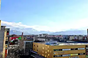 Квартира в центре с видом на горы