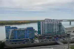 Квартира с видом на реку и высокими потолками, Барнаул