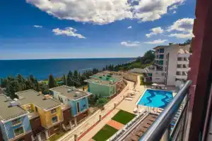 Апартаменты Ласточка 70 кв.м. с видом на море и комфорт, Алушта