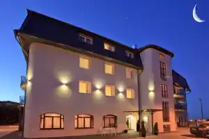 Amber Hotel, Гданьск