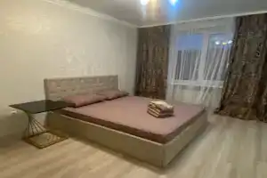 Квартира возле аэропорта с балконом, Минеральные Воды