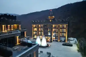Mounthree Resort Hotel, Ванадзор