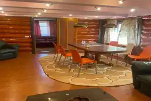 Частный дом Шапкин, Бобровский