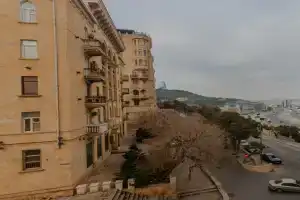 Madinah Hotel Baku, Баку
