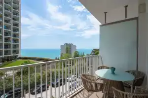 Квартира Real Apartments в Актер Гэлакси