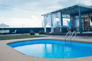 Частный дом с Бассейном у Моря